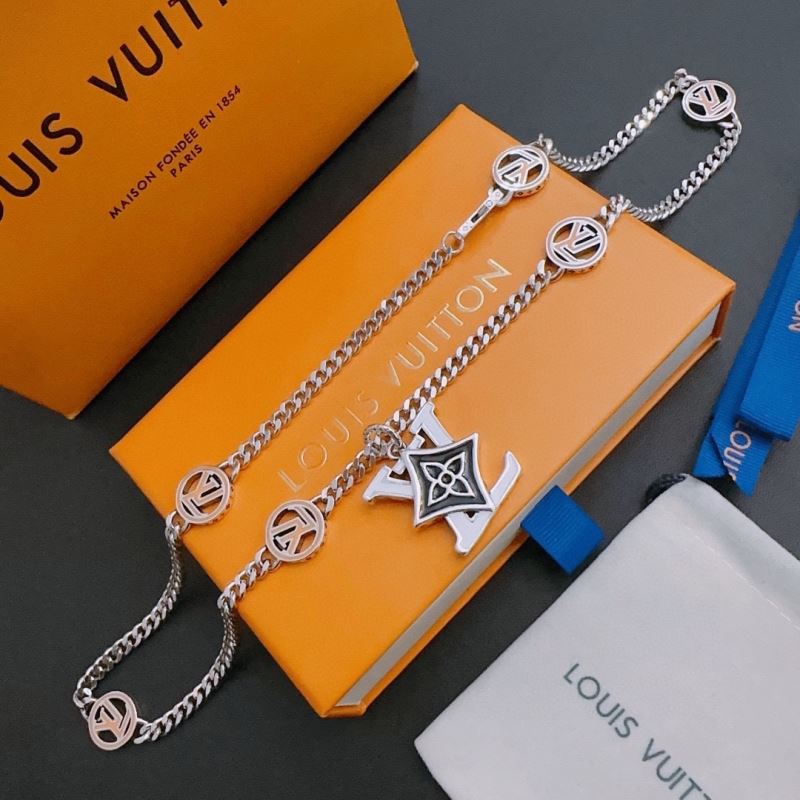 Louis Vuitton Necklaces